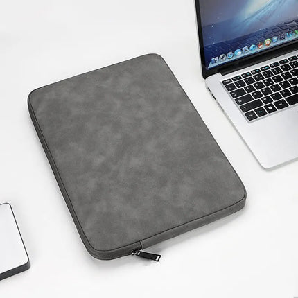 Premium Laptop Sleeve Bag – Slim Protective Case for 13-15 inchs Laptops